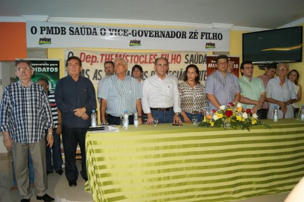  Zé Filho e lideranças do PMDB.(Imagem:Divulgação)