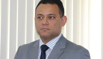 Delegado geral da Polícia Civil do Piauí Riedel Batista