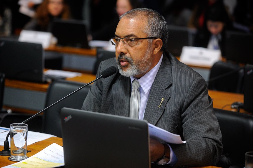 Senador Paulo Paim (PT-RS).