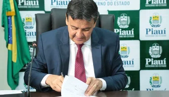Governo assina aditivo de R$ 59 milhões com o Banco do Nordeste.