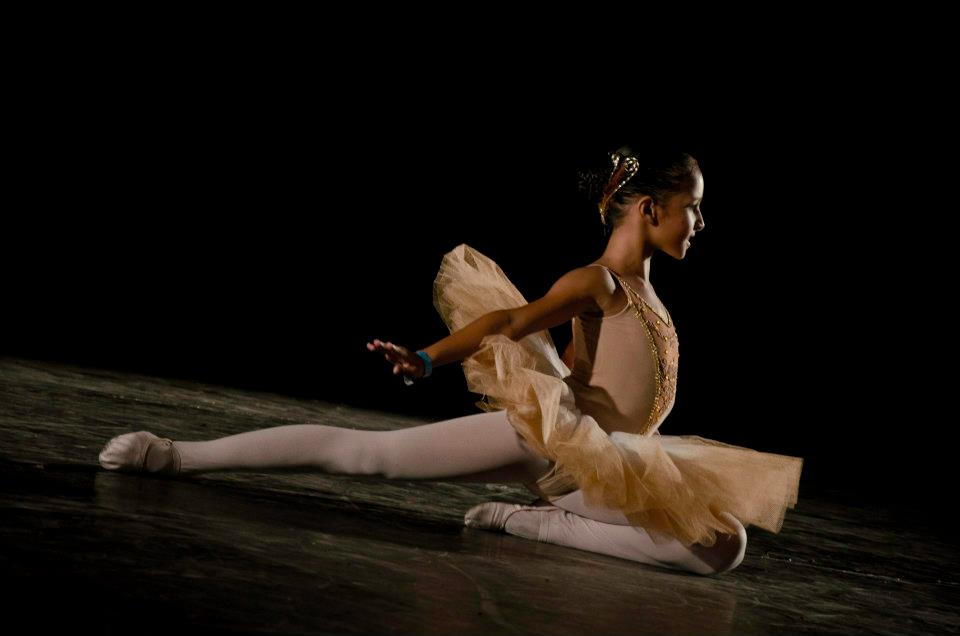 XX Festival de Dança de Teresina leva amanhã (12) mais 300 bailarinos no palco do Theatro 4 de setembro.