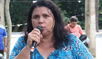 Professora Osmarina Moura.