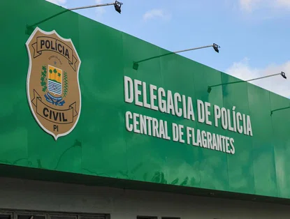 Polícia prende acusados de assaltar motorista de aplicativo em Teresina