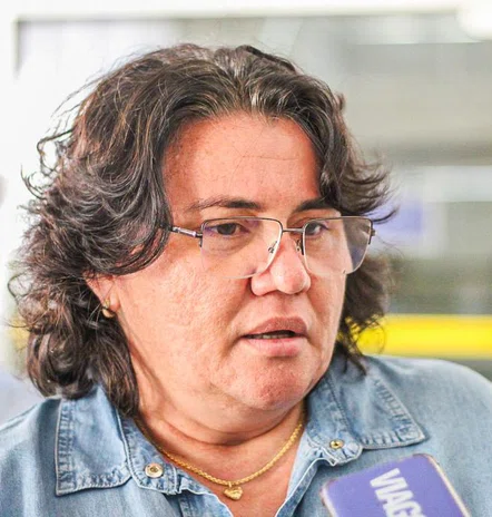 Prefeita de Piripiri Jôve Oliveira é multada pelo Tribunal de Contas