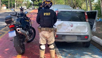 Polícia Rodoviária Federal recupera carro furtado em Brasília.