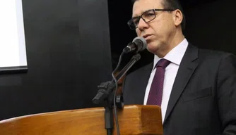 Ministro Luiz Marinho