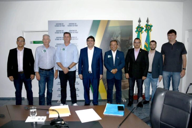 Rafael Fonteles quer garantir 29 aeródromos no Piauí até o fim de 2023.