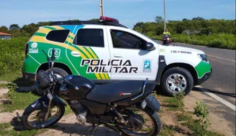 Motocicleta é apreendida no bairro José Antonio