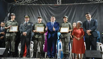 Rafael Fonteles em nomeação de policiais militares