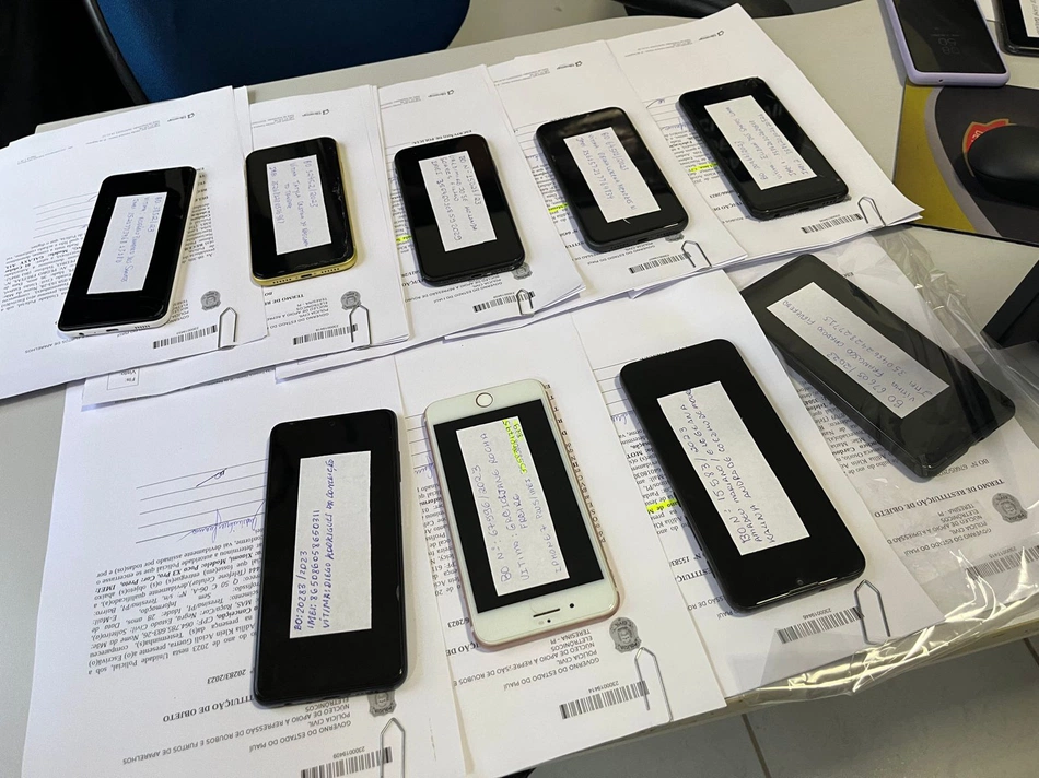 Polícia Civil devolve celulares roubados e furtados em Teresina.