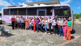Ônibus Lilás presta atendimento às mulheres de Cocal dos Alves