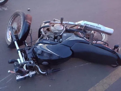 Acidente envolvendo uma motocicleta e um animal deixa homem morto