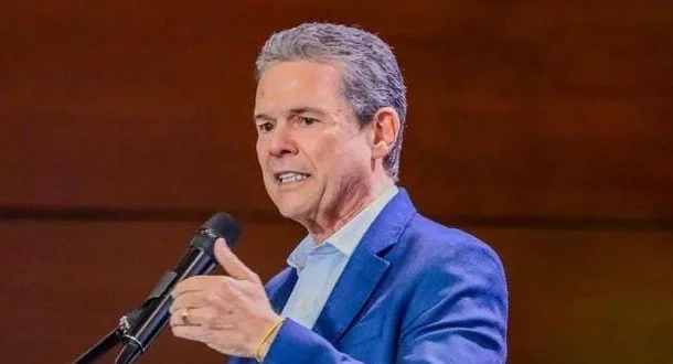 Ministro André de Paula