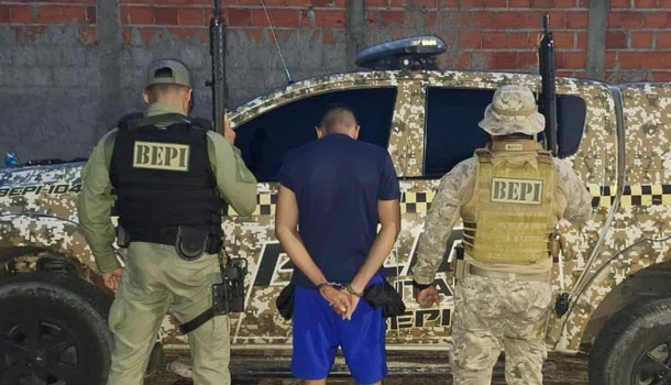 Suspeito de tráfico de drogas é preso durante operação no bairro Nova Teresina