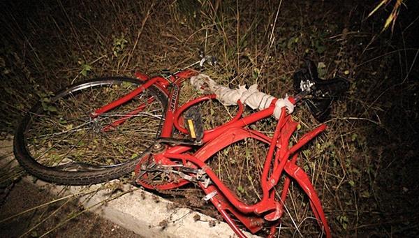 Bicicleta ficou destruída(Imagem:Reprodução)