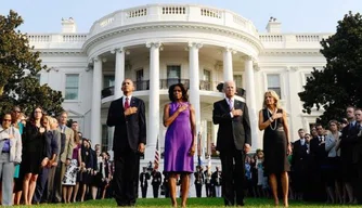 O presidente dos EUA, Barack Obama, acompanhado de sua mulher, Michelle