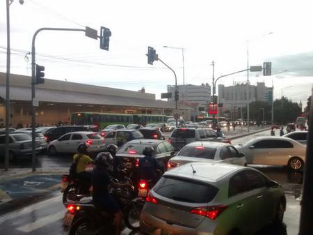 Congestionamento na Avenida Frei Serafim