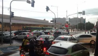 Congestionamento na Avenida Frei Serafim