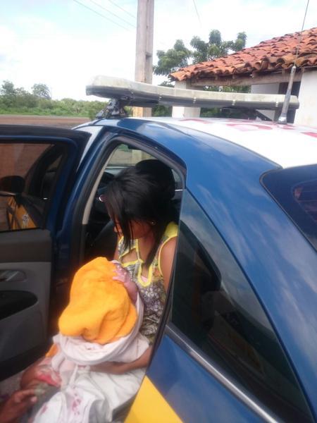 Mãe dá a luz dentro de ônibus em Valença do Piauí