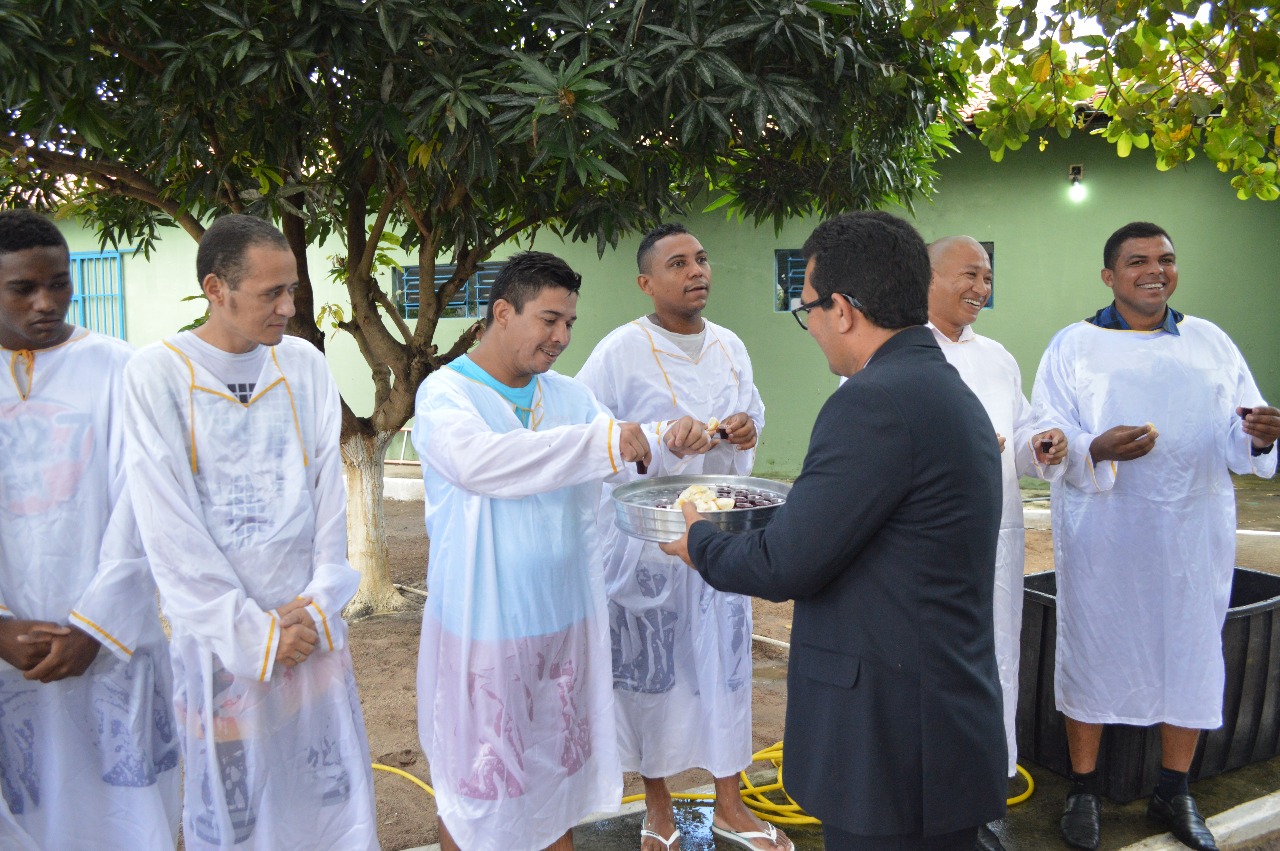 Sete batismos também foram realizados