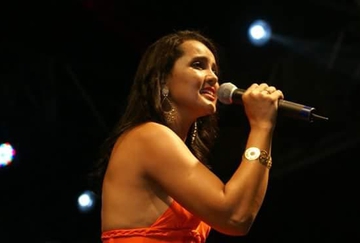 Kariny Santos vai se apresentar em Oeiras como atração do Boca na Noite no interior do Estado.