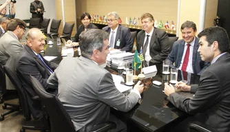 Wellington Dias consegue remanejamento de R$ 190 mi em obras no Piauí.