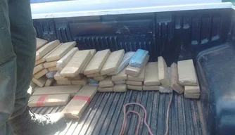 Polícia apreende mais de 80kg de maconha em Gilbués