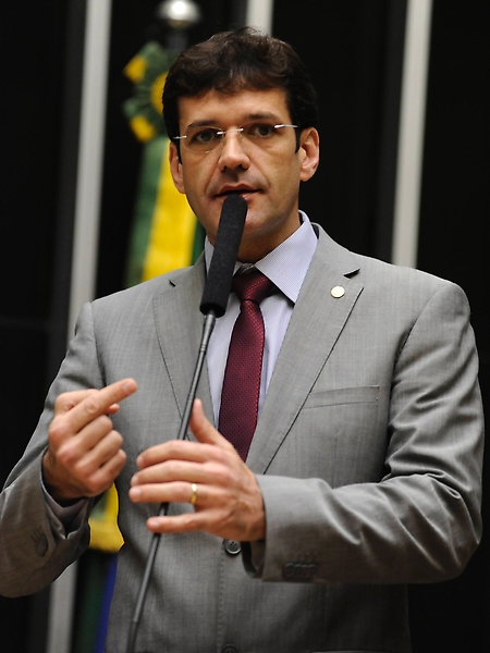Relator do substitutivo, Álvaro Antônio (PR-MG).