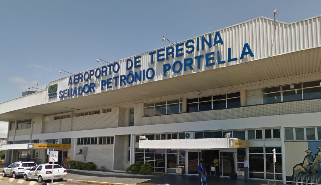 Aeroporto Senador Petrônio Portella.
