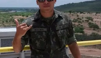 Tenente José Ricardo Silva Neto