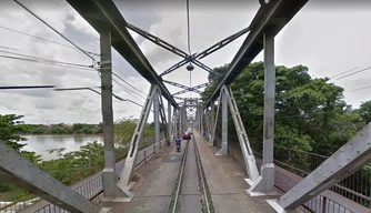 Ponte Metálica