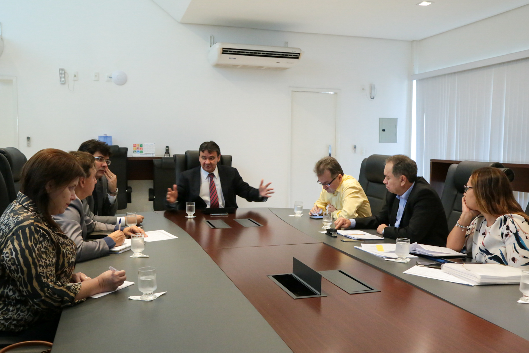 Reunião realizada nesta terça-feira (04)
