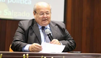 Secretário Charles da Silveira