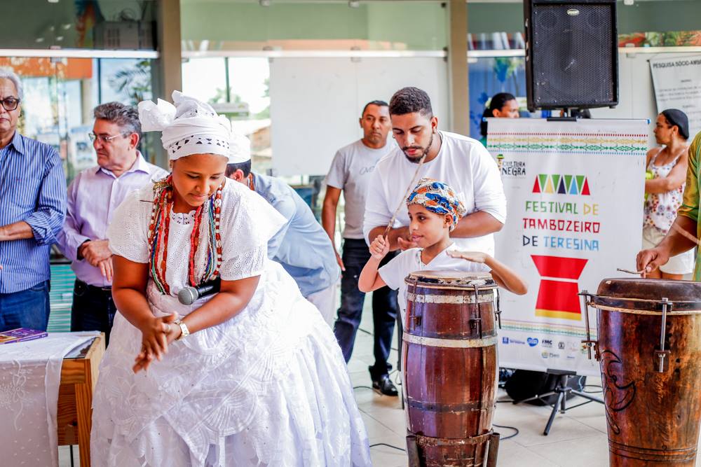 Festival de Tambozeiros ocorre neste sábado (05) no parque Lagoas do Norte.
