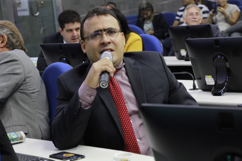 Vereador Dr. Lázaro