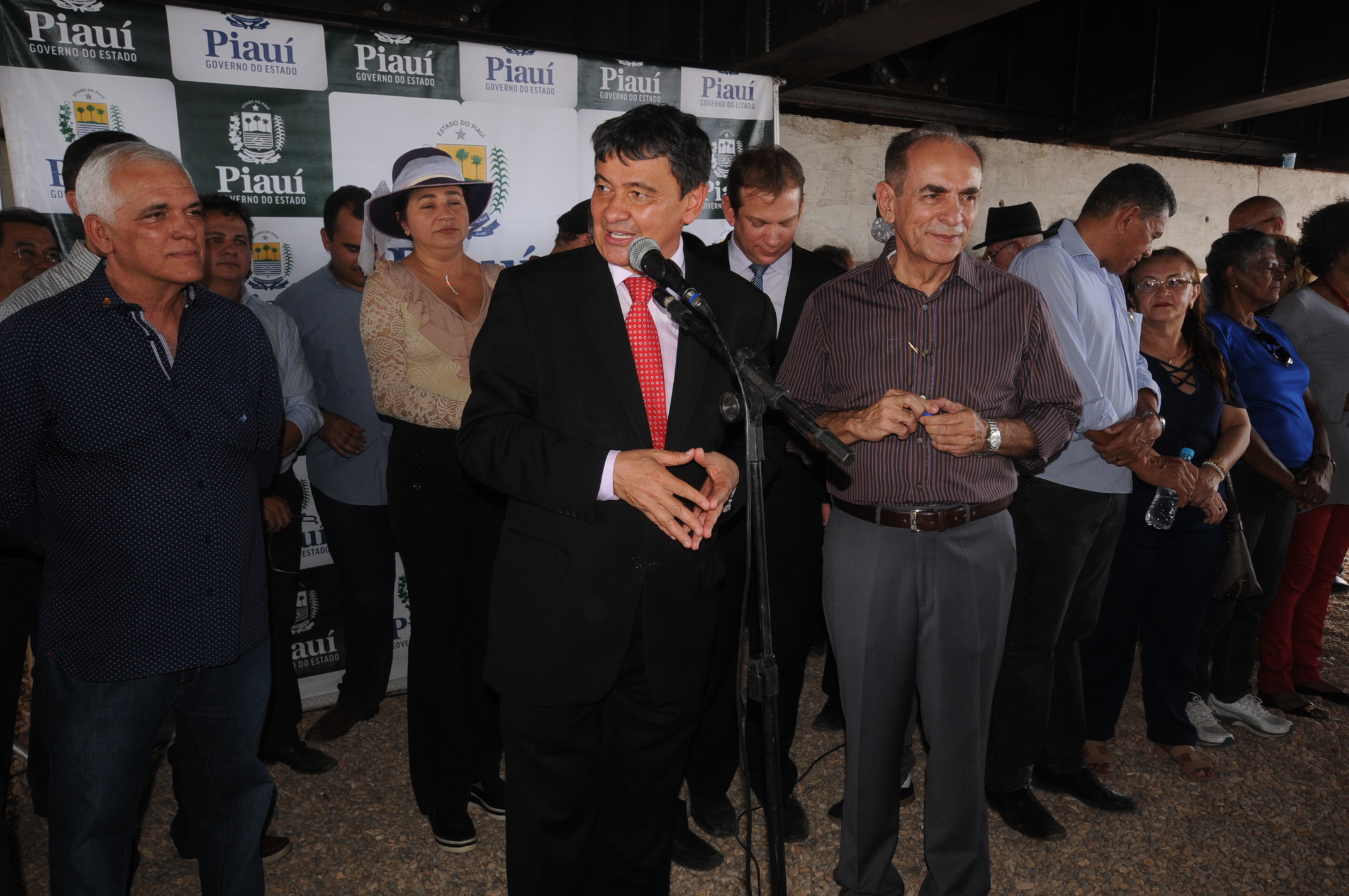 Inauguração do elevado da Avenida Miguel Rosa.