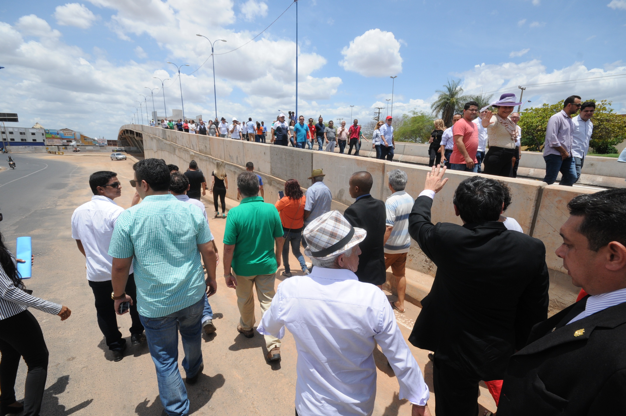 Inauguração do elevado da Avenida Miguel Rosa.