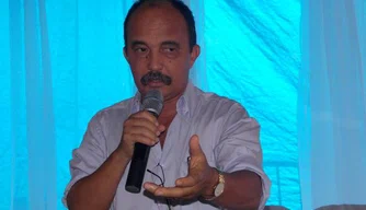 Ex-prefeito de Monsenhor Gil, Professor Pila.