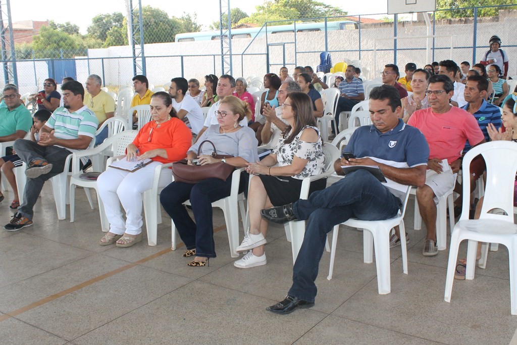 Audiência púbica realizada no bairro Vale do Gavião.