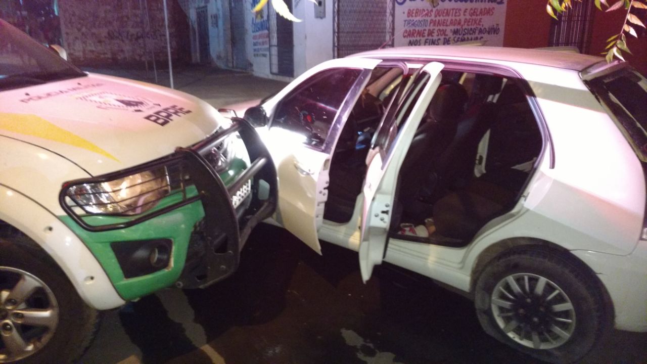 Veículo apreendido pela polícia