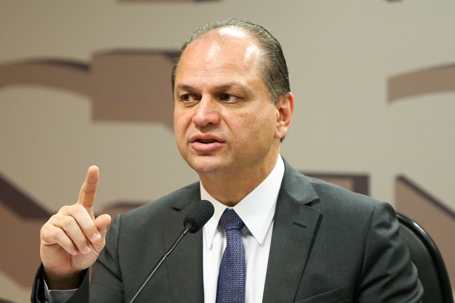 Ministro Ricardo Barros diz que vai sair do governo para disputar o cargo de Deputado federal.