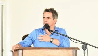 Senador Ciro Nogueira.