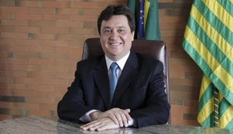O Secretaria de Estado do Desenvolvimento Econômico e Tecnológico, José Icemar Lavor Neri