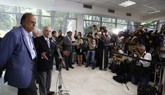 Na presença de autoridades, Temer anuncia a criação do novo Ministério.