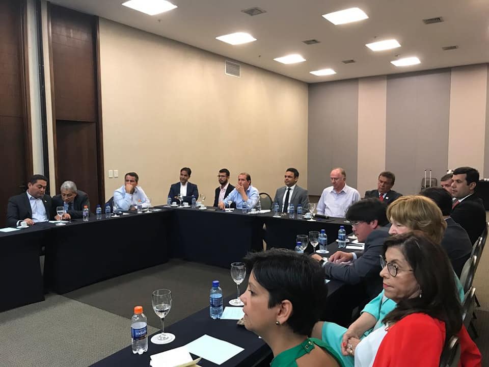Reunião da diretoria na CNM, em Brasília.