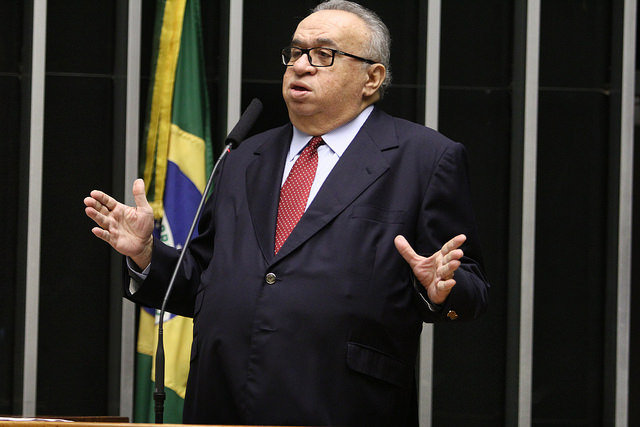 Heráclito Fortes elogia Congresoso Nacional por aprovar intervenção federal no Rio de Janeiro.