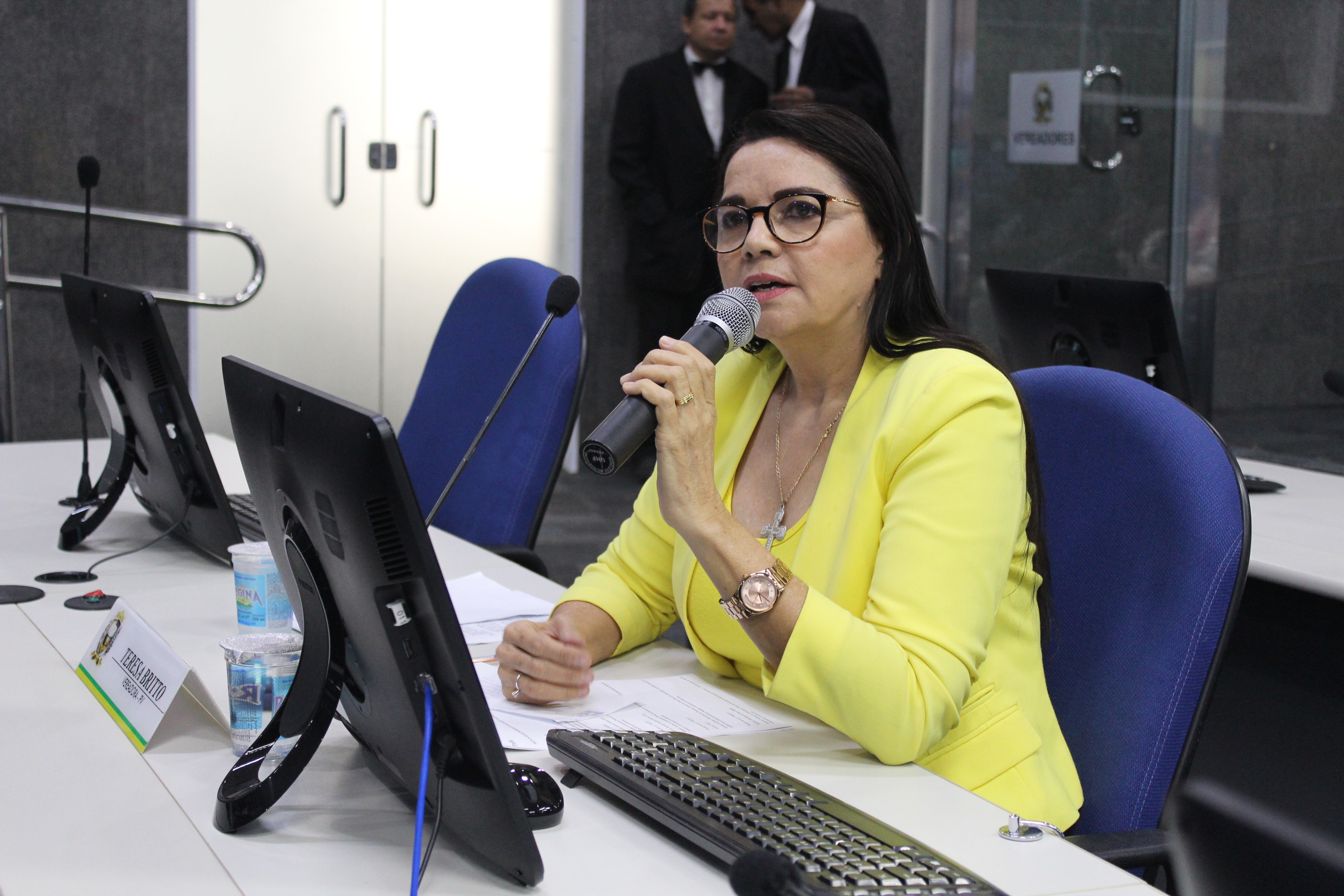 A Verador Teresa Britto