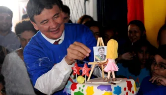 Governador Wellington Dias comemorando seu aniversário