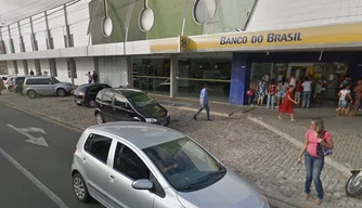 Caso foi registrado ao lado do Banco do Brasil da Frei Serafim