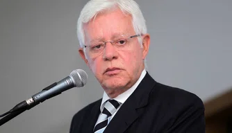 Ministro Moreira Franco.